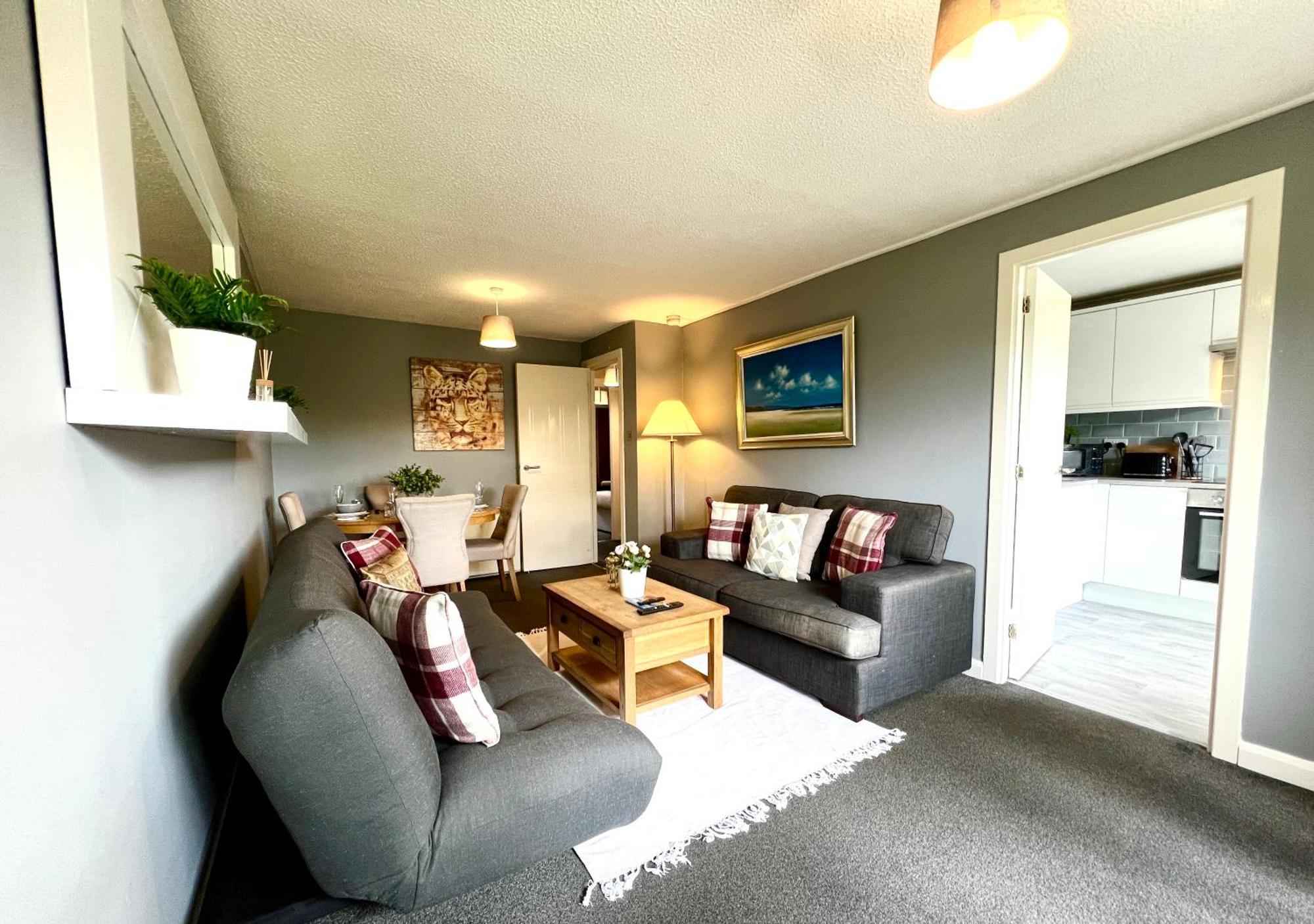 Spacious 2 Bed-Flat In Glasgow City - Free Parking Экстерьер фото