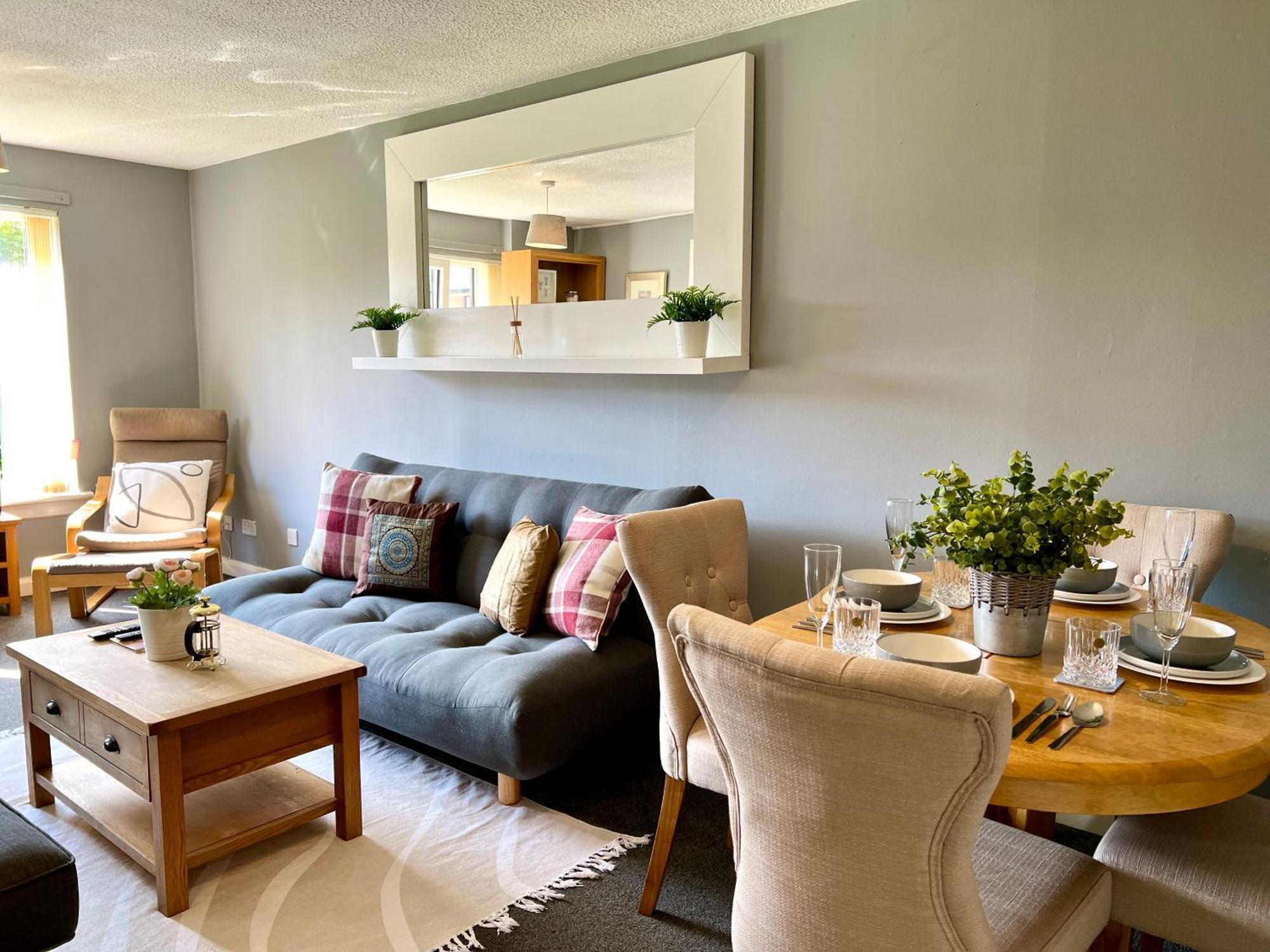 Spacious 2 Bed-Flat In Glasgow City - Free Parking Экстерьер фото