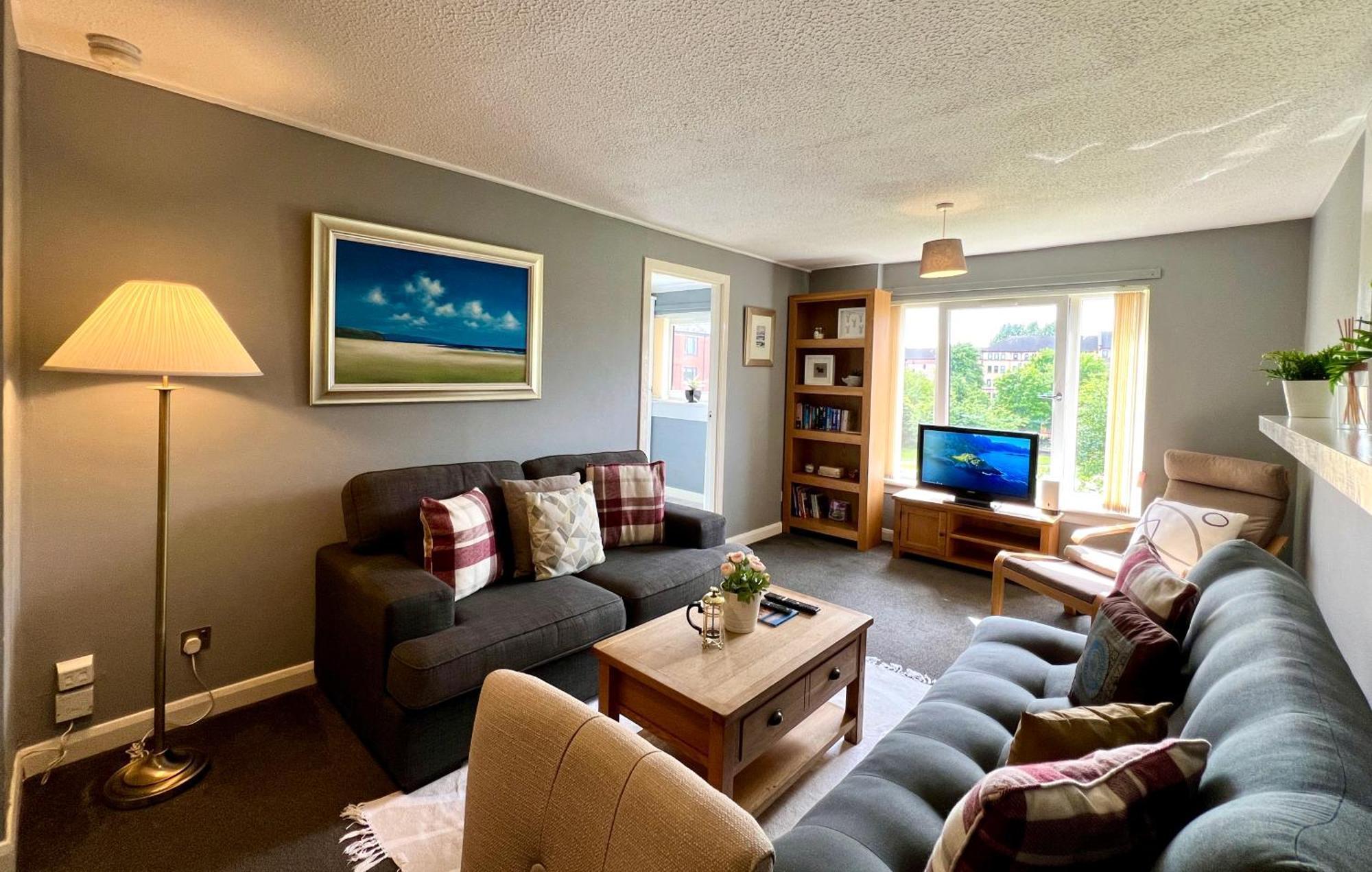 Spacious 2 Bed-Flat In Glasgow City - Free Parking Экстерьер фото