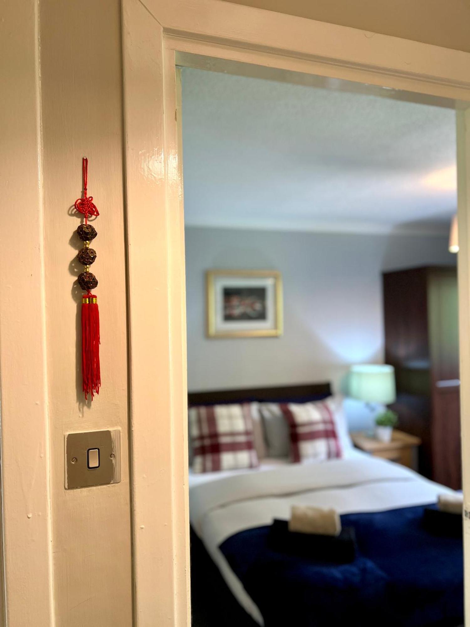 Spacious 2 Bed-Flat In Glasgow City - Free Parking Экстерьер фото