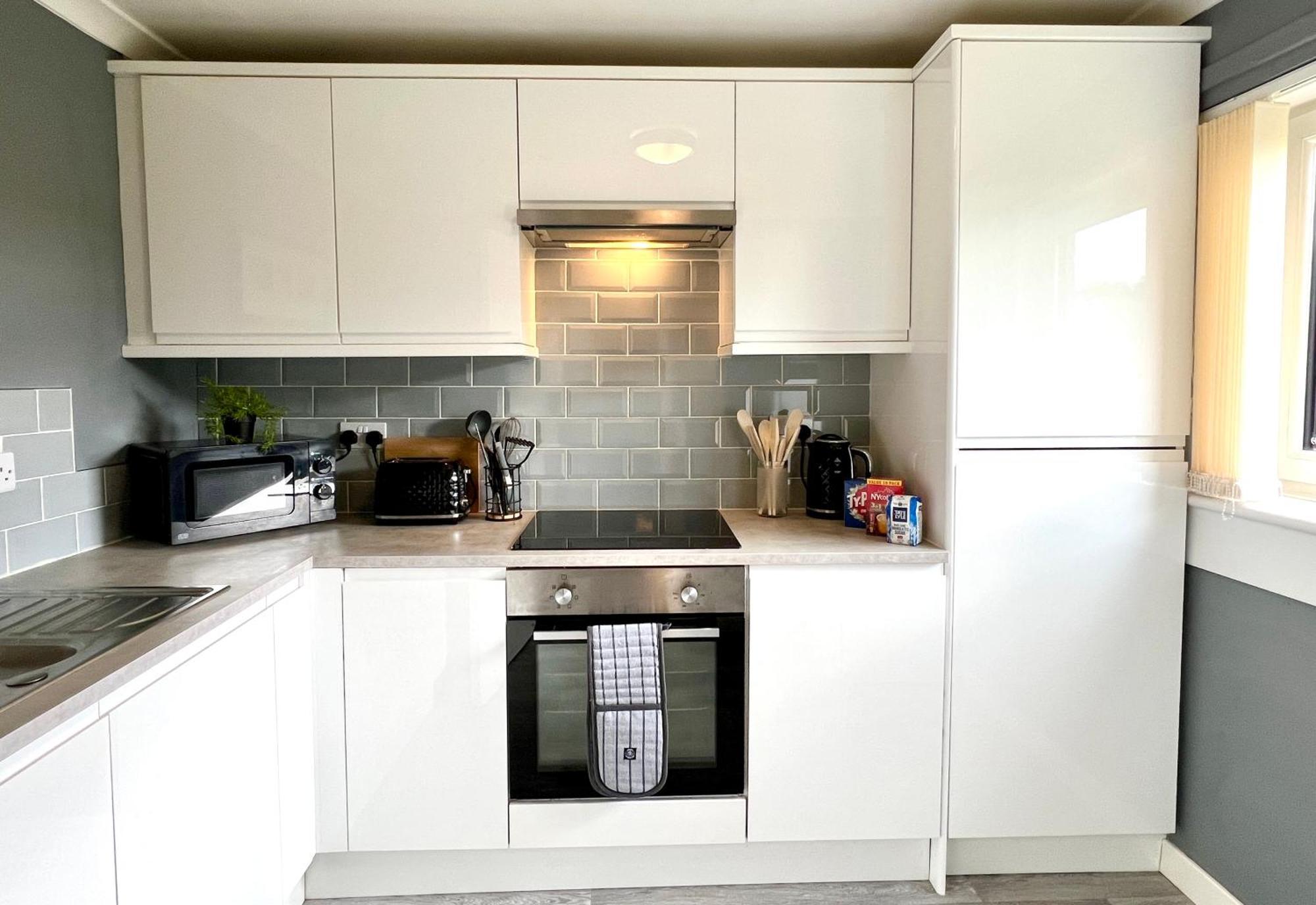 Spacious 2 Bed-Flat In Glasgow City - Free Parking Экстерьер фото