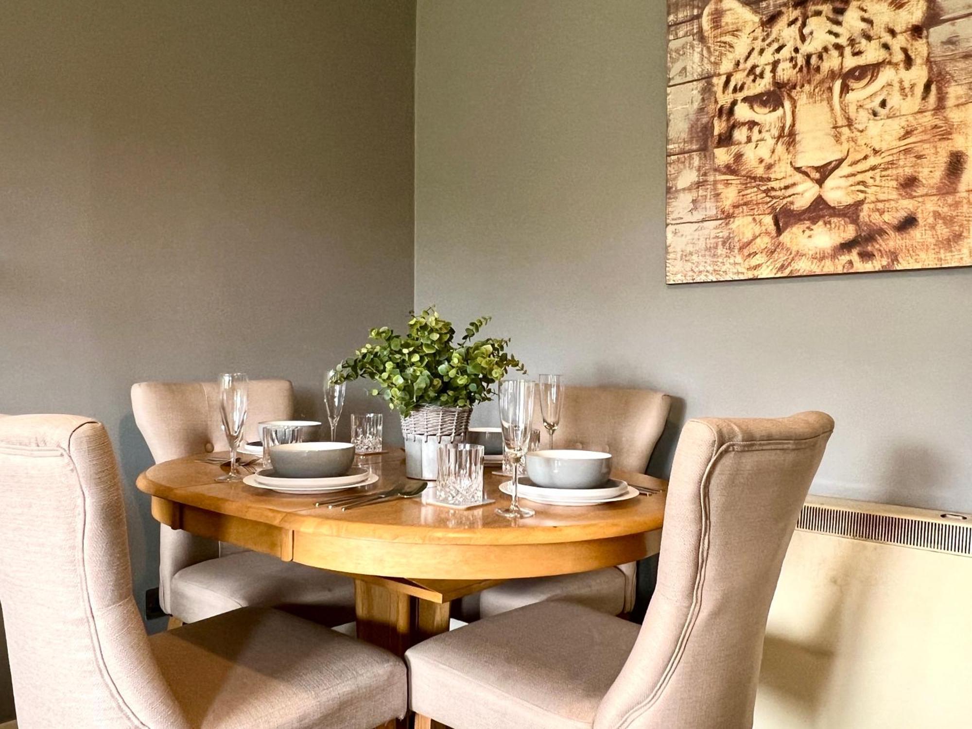 Spacious 2 Bed-Flat In Glasgow City - Free Parking Экстерьер фото